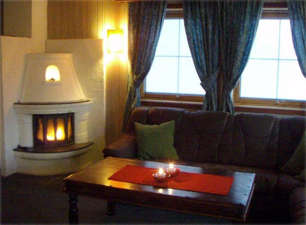 Den Hvite Rein Motel Карасьйок Екстер'єр фото